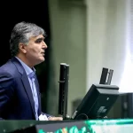 رئیس بانک مرکزی از تامین مالی ارزی ۱۰میلیارد دلاری برای ۱۴ طرح اقتصادی خبر داد