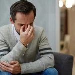 چرا بدون دلیل گریه می کنیم؟