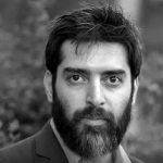 پیکر بامداد بیات روی دوش حامی و مانی رهنما تشییع شد + فیلم